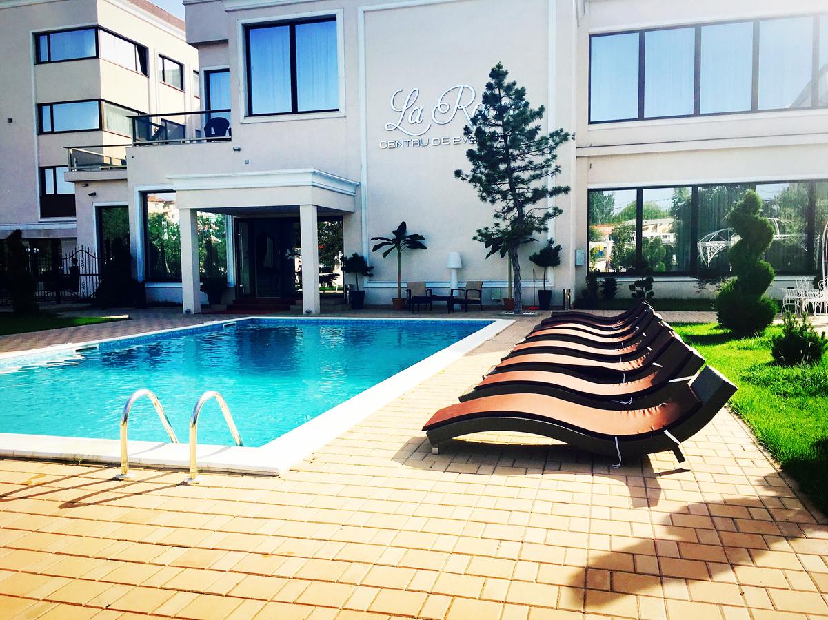 Hotel La Rocca 4 stele Craiova